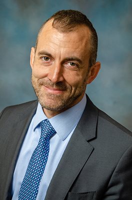 Dr Carlos Macias
